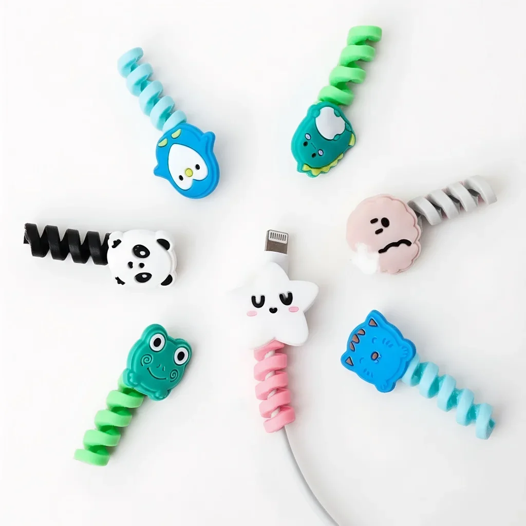 

​​4pcs Cute Bite Cartoon Animal Cable Protector - Charging Cord Wire Cover with Mini Winders​​