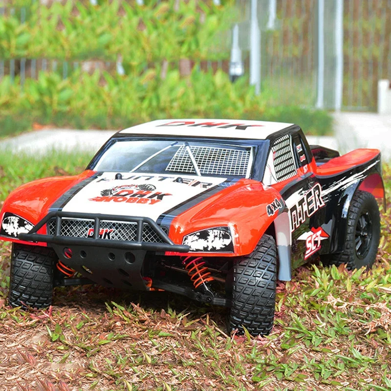 DHK8135 Short Truck RC Car 1/10 Electric 4WD High-speed Drift Car Racing Professional Adult Off-road Climbing Model Toys