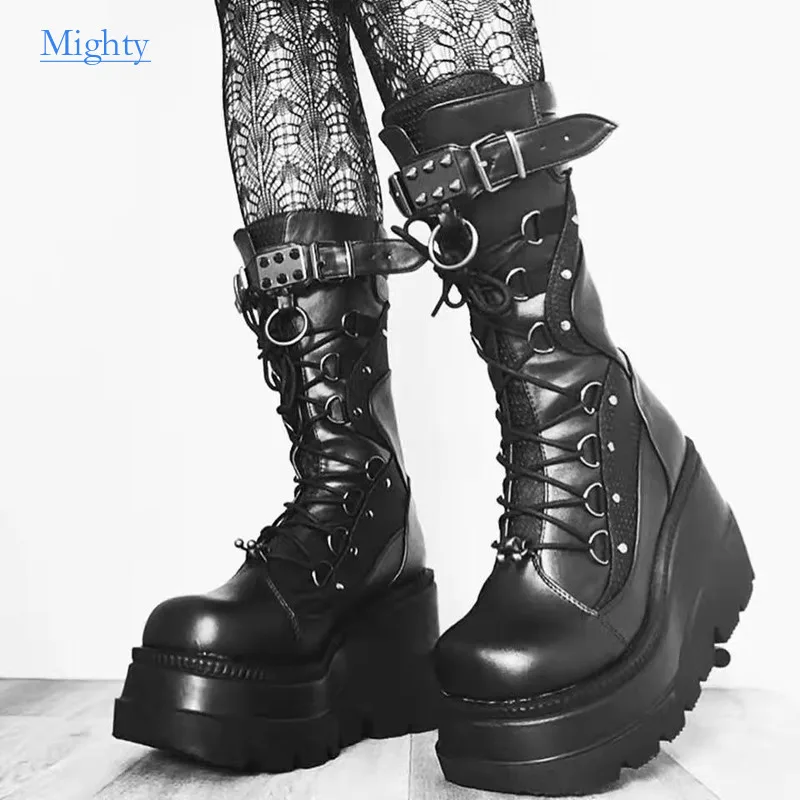 

2024 New Wedged Large Size Knight Boots Women Europe and the United States Punk Style Handsome Thick Soled Mid-calf Female Boots