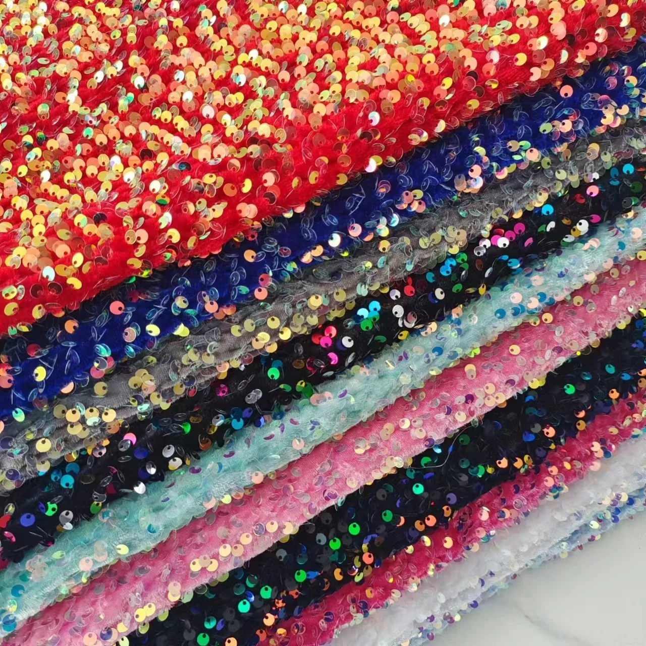 Mermaid Scale Sequins Fabric By The Yard Sequin Material Dress Color Glitter Fabric Party Dress Velvet 5 Yards Purple Green Red