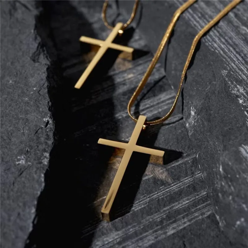 Jesus Cross Pendant 316L Stainless Steel Unisex Jewelry Black Gaolden Plated Fade-free Pendant Box Necklace