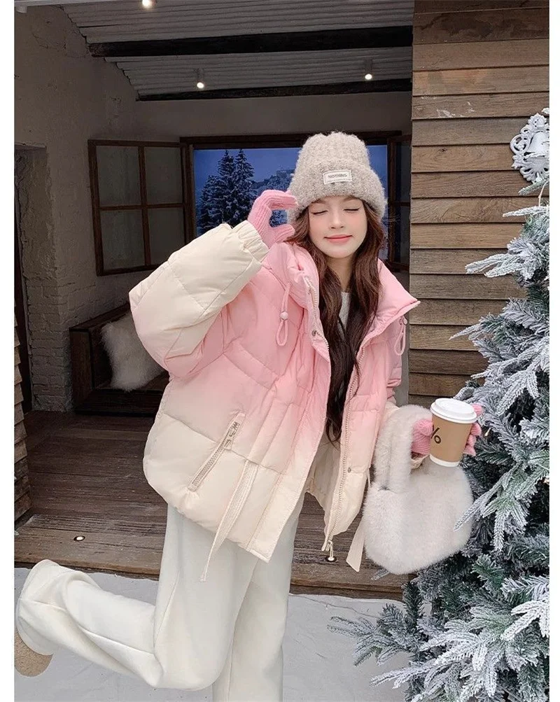 Veste en coton à capuche dégradé rose pour femmes en hiver pour nouveau Style court Design petit et élégant veste très belle
