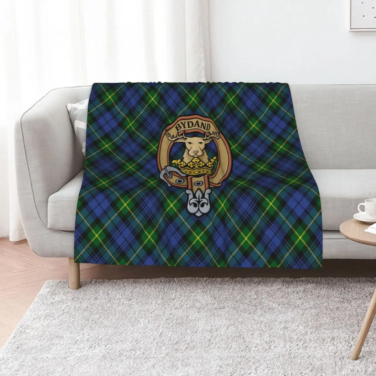 Clan Gordon Crest over Tartan Throw Blanket Beautifuls Blankets For Sofas Furrys Blankets For Bed Cute Plaid Giant Sofa Blankets