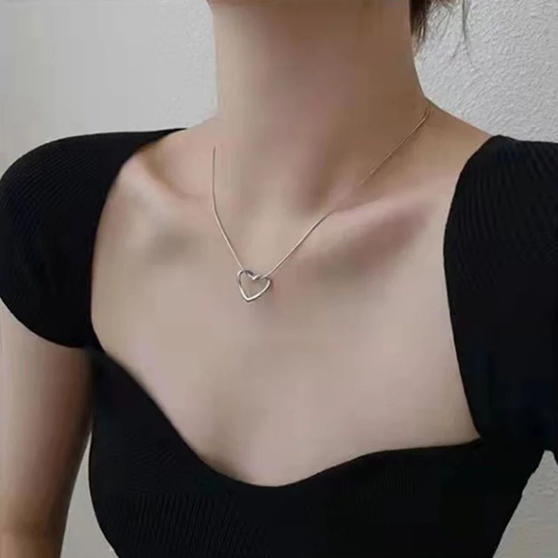 New Heart Necklace Ladies Clavicle Chain Neck Choker Necklaces for Women Jewelry Free Dropshipping Wholesale