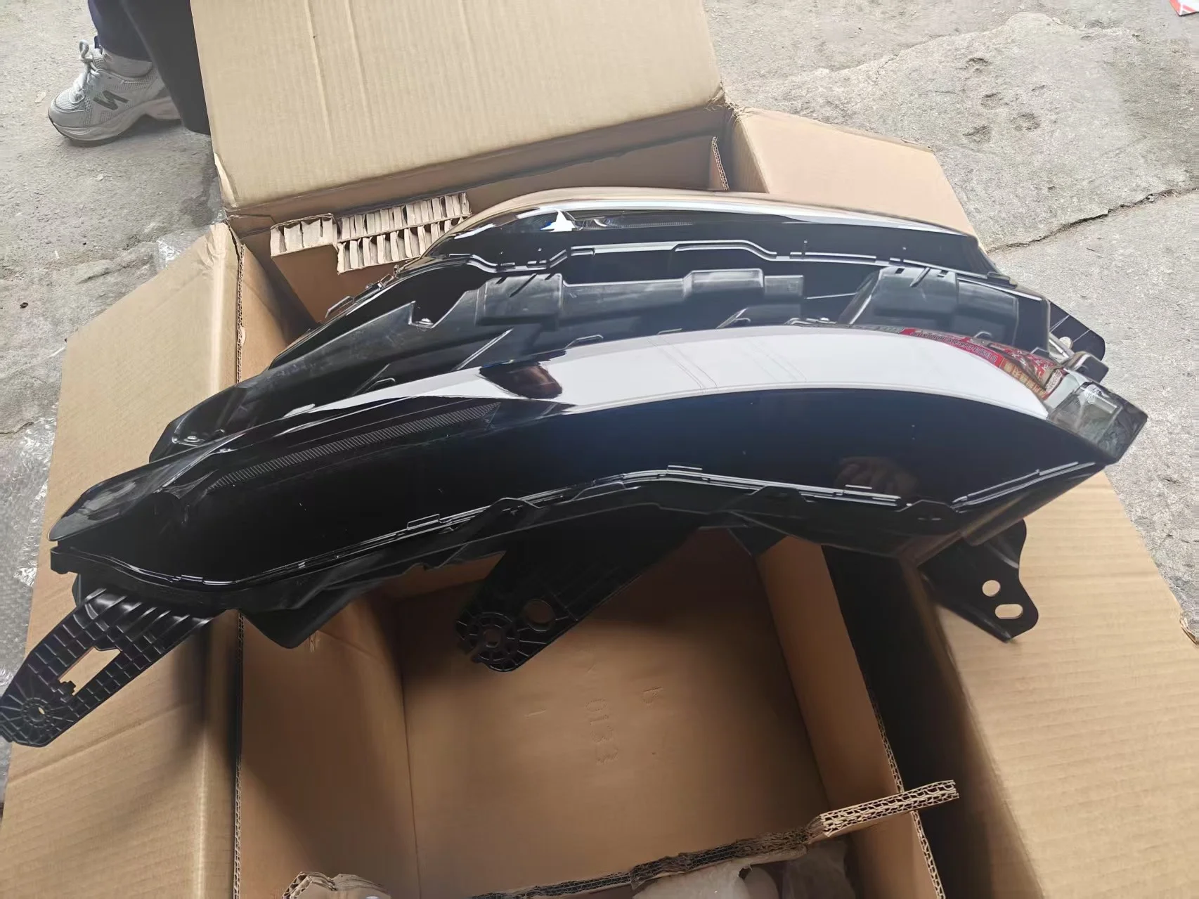 For Wholesale Xpeng G3 G6 G9 P7 Car Full Accessories Headlamps New Condition Left and Right Headlight Spare Parts