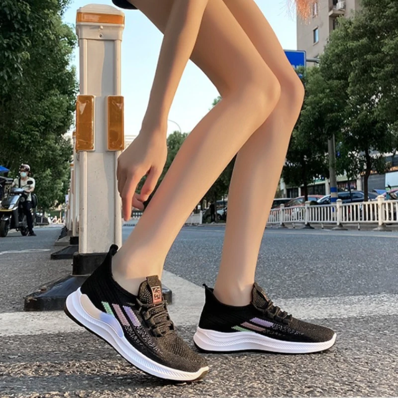 Large Size Spring Autumn Fashion Breathable Lightweight Casual Comfortable Women's Shoes Versatile Bottom Women's Sports Shoes