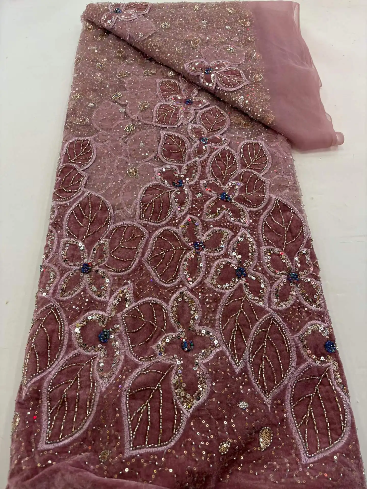 African Velvet Lace Fabric 2026 High Quality Embroidery Laces French Luxury Beads Lace Nigerian Sequins Lace Fabric For Wedding