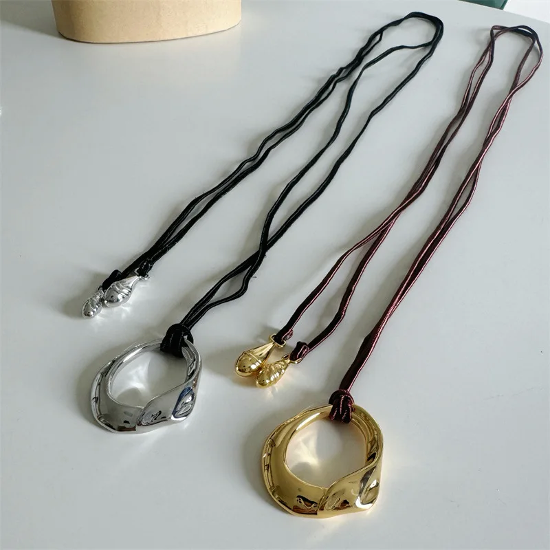 

Brass Long Rope Chain Oval Pendant Necklace Women Jewelry Punk Designer Runway Rare Gown Boho Japan Korean