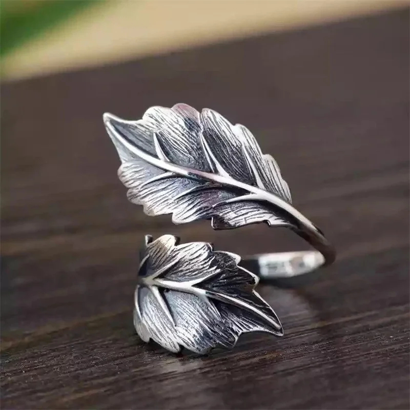 Huitan Vintage Leaf Resizable Ring for Women Anti Silver Color Vintage Accessories Party Daily Wear Stylish Rings Retro Jewelry