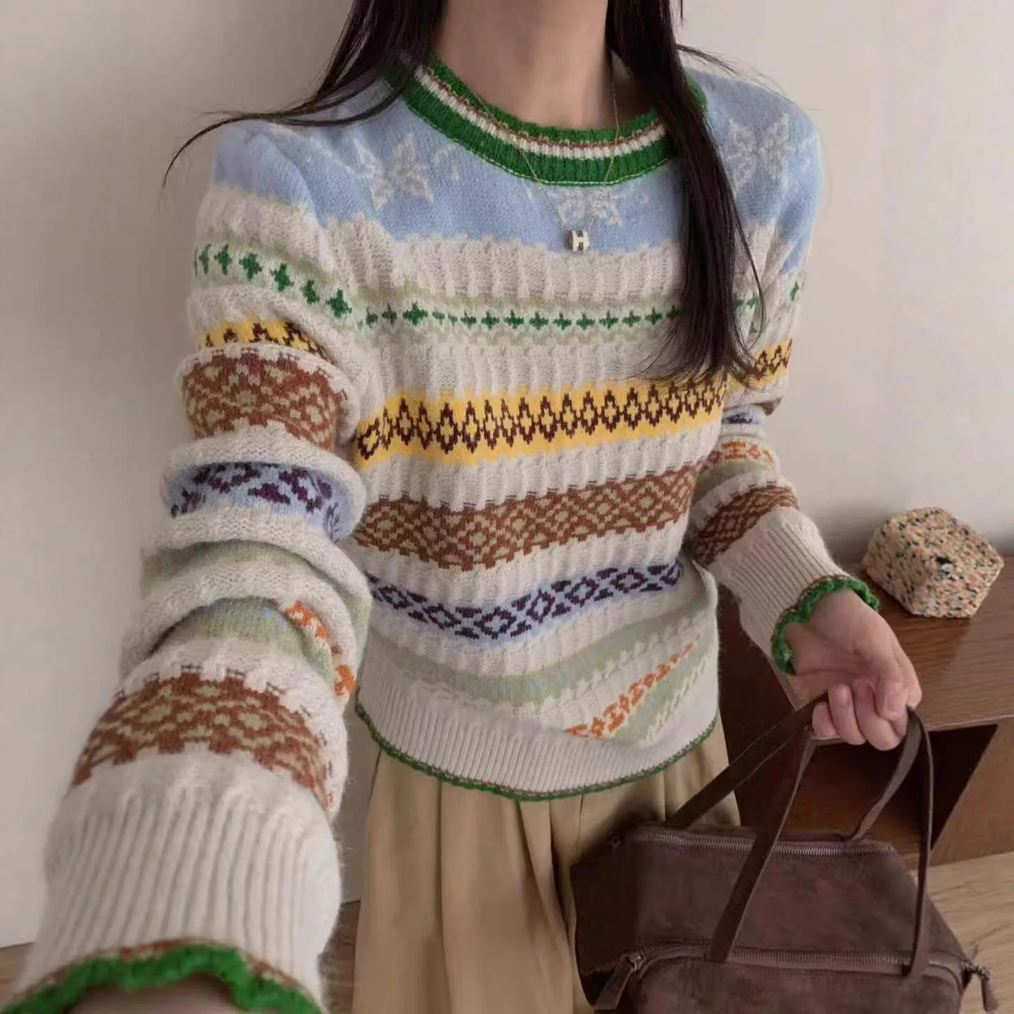

2025 New Autumn Winter Fashion Casual Stripe O-Neck Knitted Tops For Women Korean Elegant Base Pullover Sweater Pull Femme