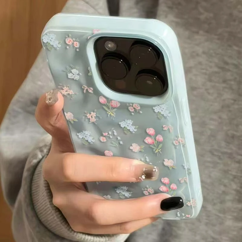 Coque de téléphone style coréen à petites fleurs pour iPhone 16 15 14 11 12 13 17 Air Pro Max 14 Plus, mignonne, créative, texture plissée, en TPU