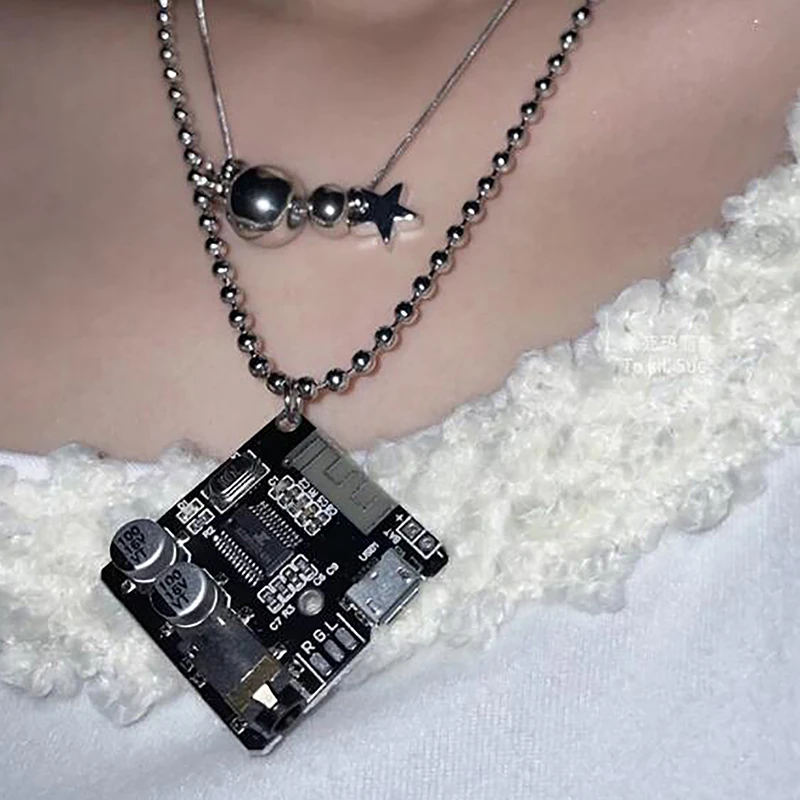 

1PC Trend Circuit Board Pendant For Women Men Creative Electronic Chip Personalized Keychain Hip-hop Punk Style Bookbag Pendant