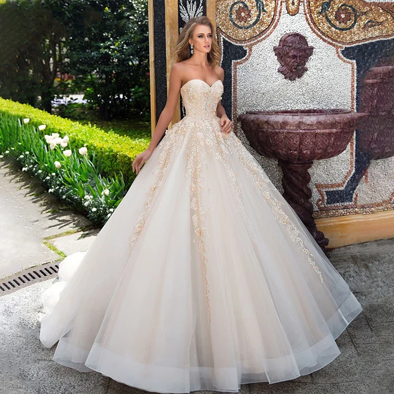 Seksowna suknia ślubna w stylu retro Sweetheart bez ramiączek koronkowa aplikacja linia suknia ślubna księżniczki Off ramię suknia ślubna Customizati