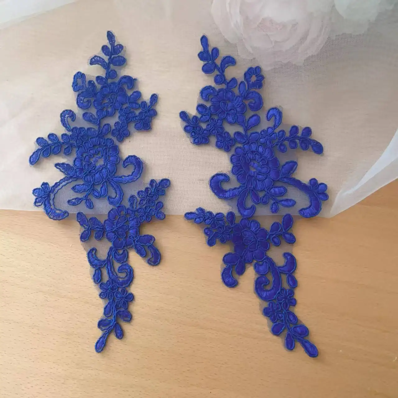 10 Stück/5 Paar. Hochwertige Randspitze verspiegelte Blumen. Hochzeitskleid Hochzeitsschuhe Kopfschmuck DIY Nähzubehör RS2506253 – Detail 6