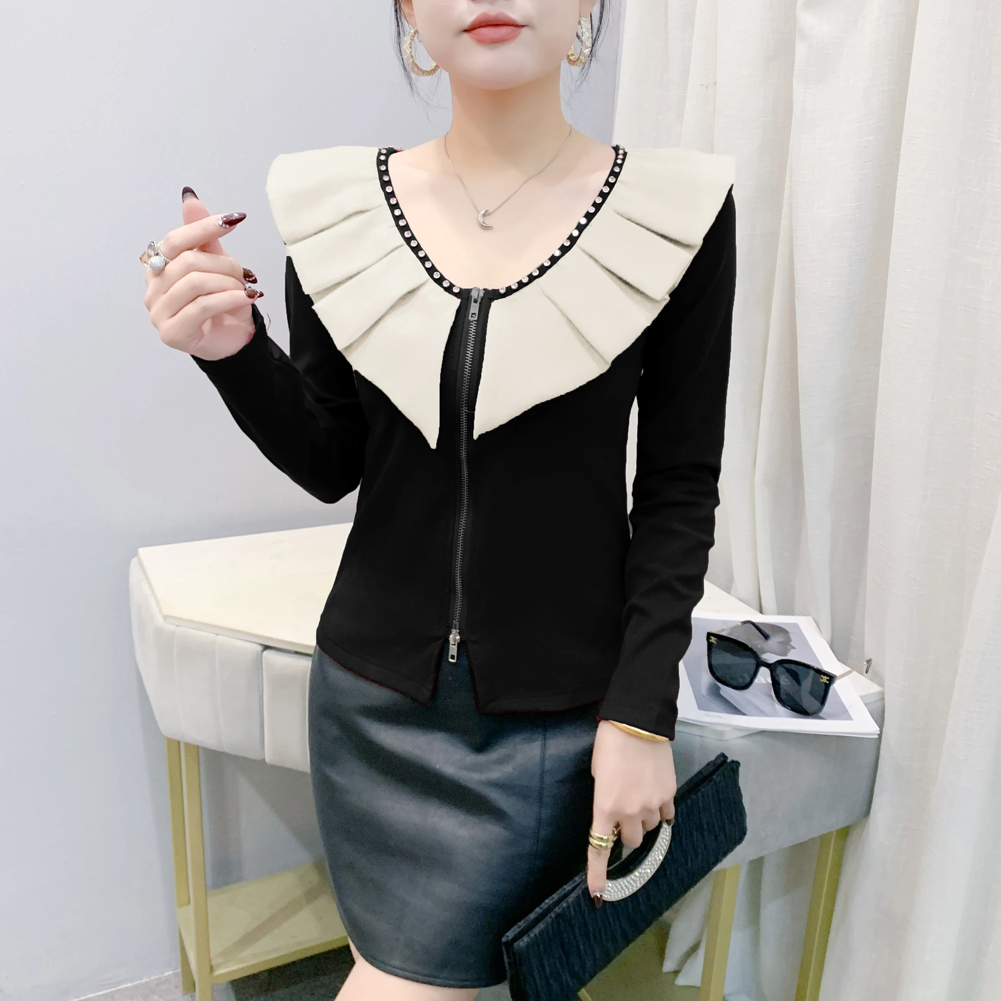 

2025,European,Clothes,Cotton,T-shirt,Chic,Sexy,O-Neck,Ruffles,Zipper,Shiny,Diamonds,Patchwork,Women,Tops,Long Sleeve,Tees,52006
