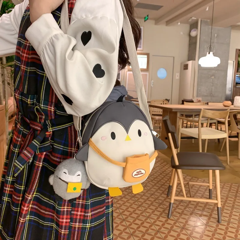 New Funny Girl Bag Cute Little Penguin Crossbody Bag Children Shoulder Bag Girl Soft Kids Purse Creative Messenger