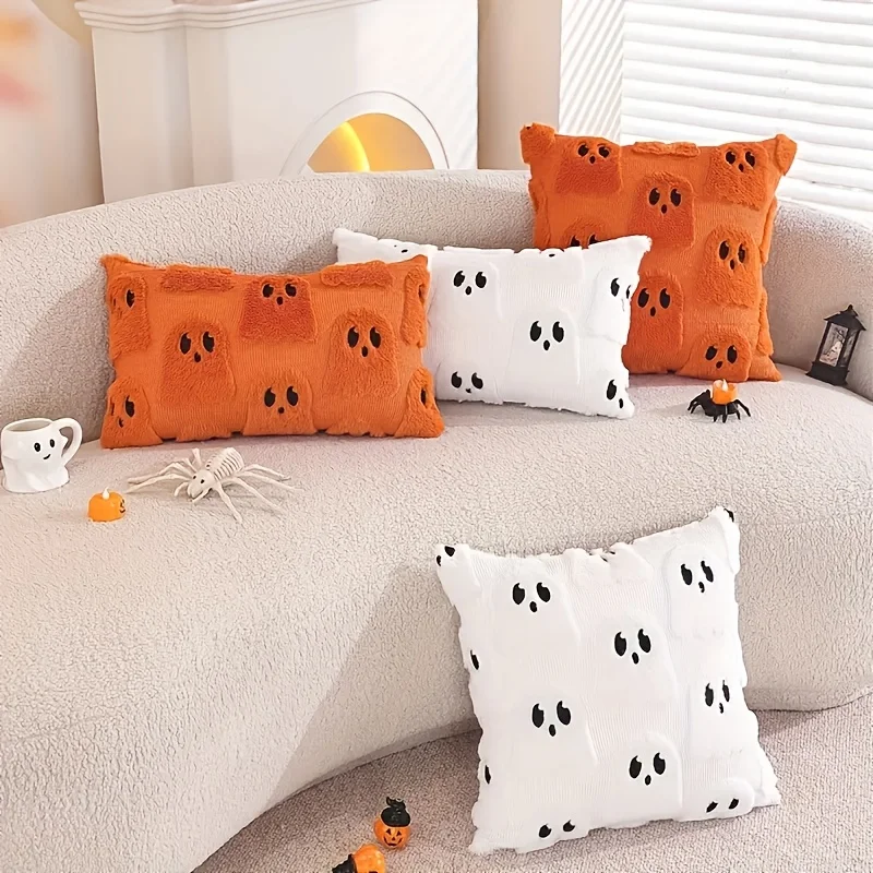 [Halloween Plush Pillow Covers] 2pcs Halloween Plush Pillow Covers, 18X18 Inches, Soft Plush Cute Ghost-Decorated Pillowcases, Suitable for Christmas, Halloween, Thanksgiving Home Sofa Bed And Party Decoration