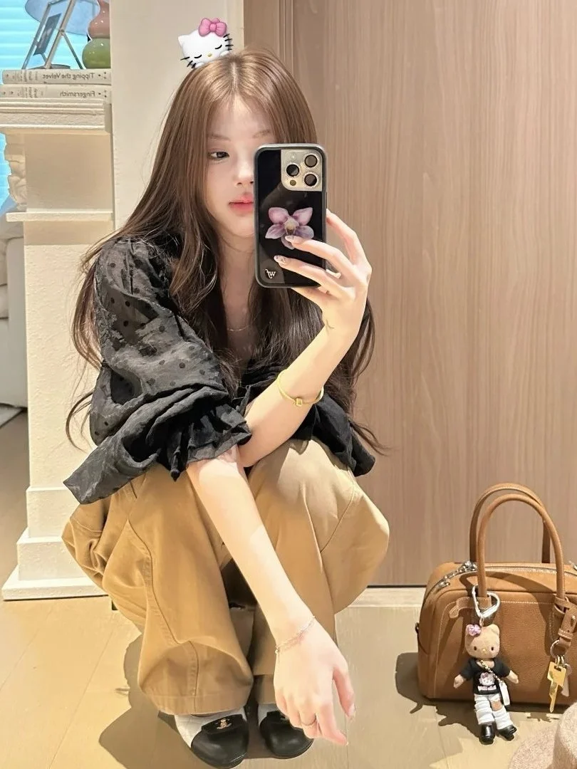 

plus Size Loose Fit Casual Thin Shirt Lazy Style V-Neck Polka Dot Bell Sleeve Top Women's Spring Summer Breathable Comfortable