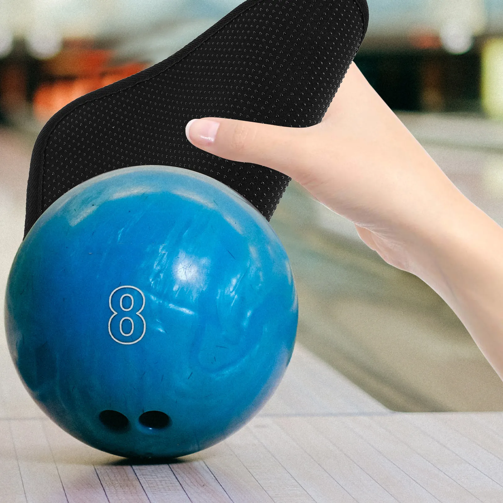 

Bowling Ball Towel Microfiber Material Portable Convenient Cleaner for Ball Surface Polishing Dry Wipe Professional Bowling