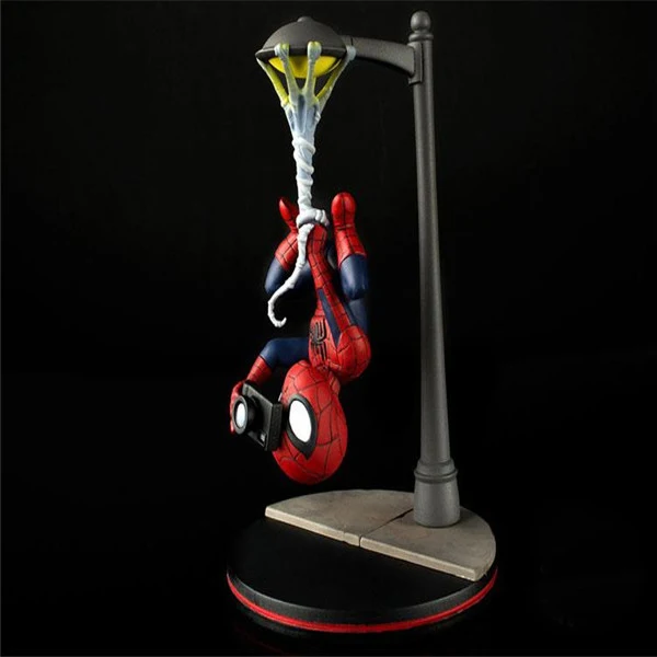 

Cute Marvel Spiderman Hand-made Street Lamp Upside Down Camera Scene The Hero Returns To The Movable Collection Model Kids Toys