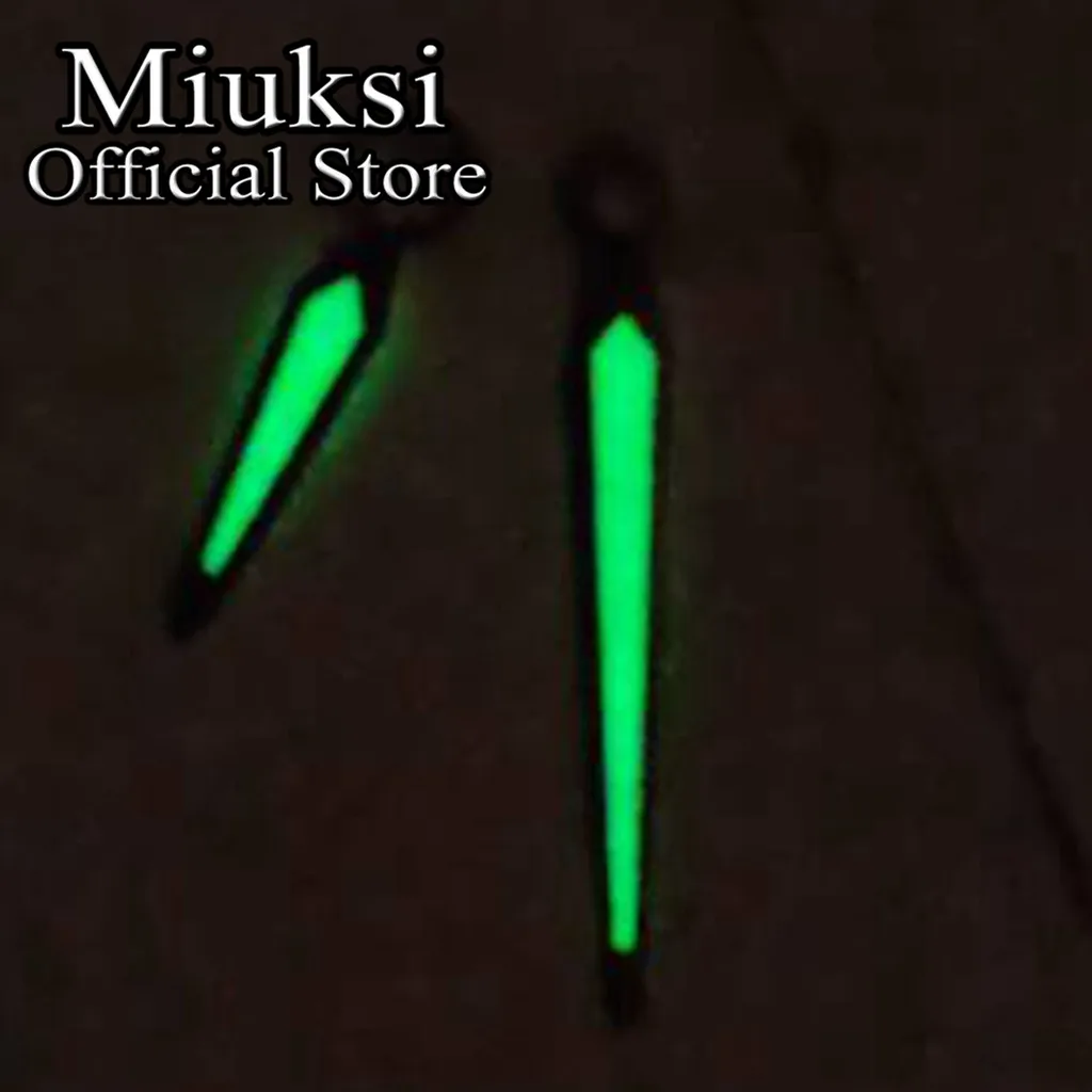 ساعة Miuksi باللون الفضي والأحمر عقارب خضراء مضيئة تناسب حركة NH35 NH36 NH38 NH70 NH72