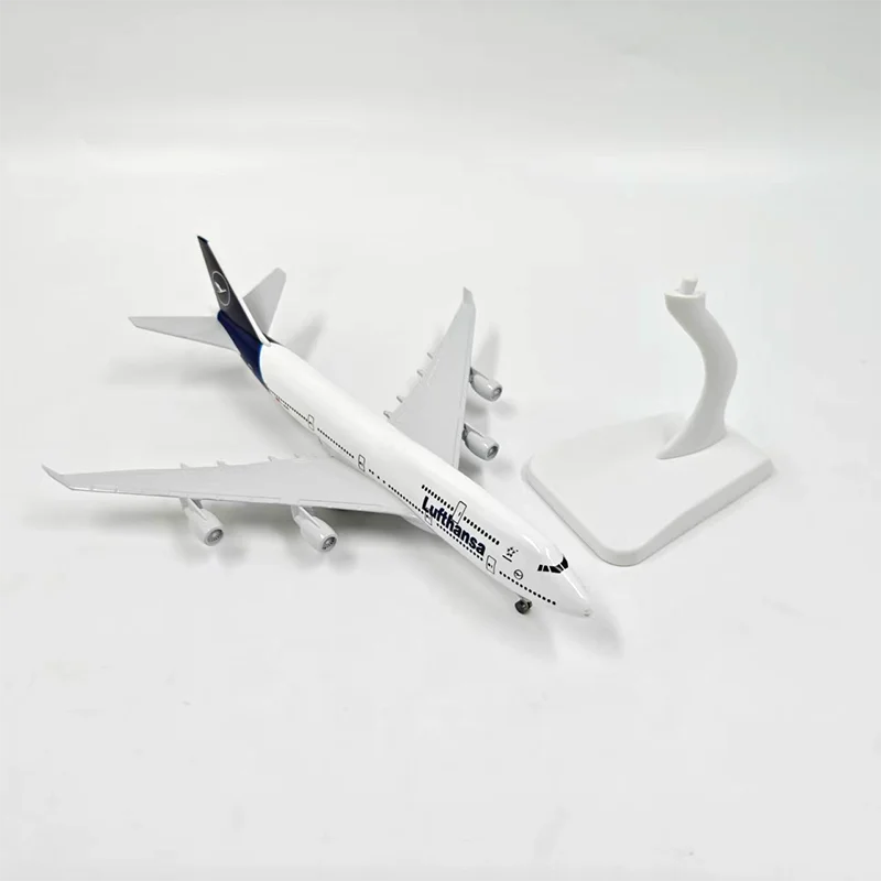 Circa 20 cm di lunghezza 747 modello di aereo in lega collezione statica decorato regali di festa giocattoli regalo souvenir