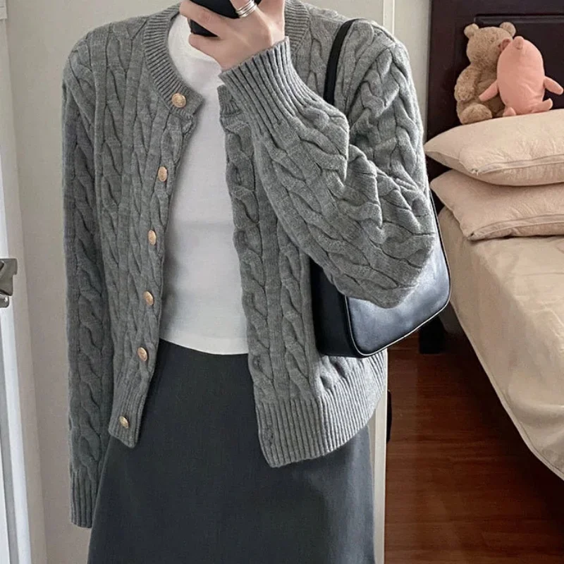 AOSSVIAO 2026 Vintage Langarm-Cardigan Damen Pullover O-Ausschnitt Elegantes Strickoberteil Modische Herbst Graue Strickware