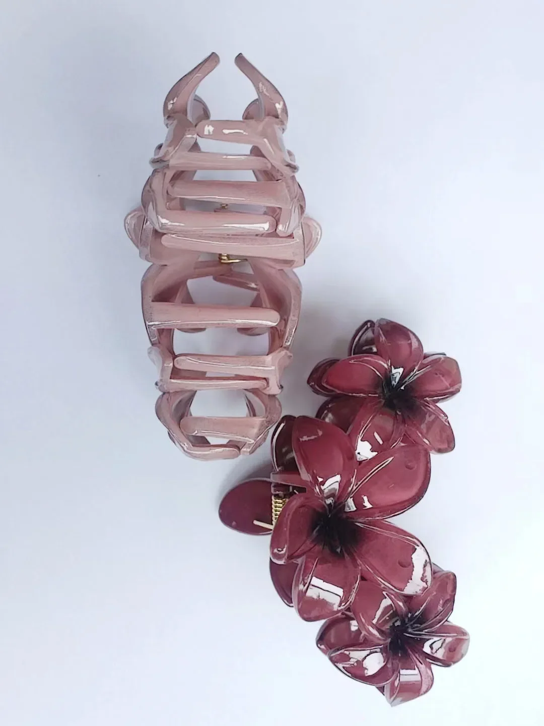 Summer Beach Flower Hair Claw Clip for Women 11cm 3 flowers Cute Hawaiian Plastic Preppy Style beach Female Hair Accessories