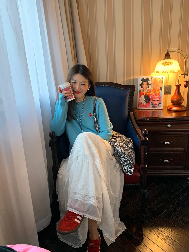 Weißer Spitzen-A-Linien-Kuchenrock für Damen, Design Sensation, Frühling, neuer Stil, vielseitiger Midirock, langer Rock aus Polyestergewebe