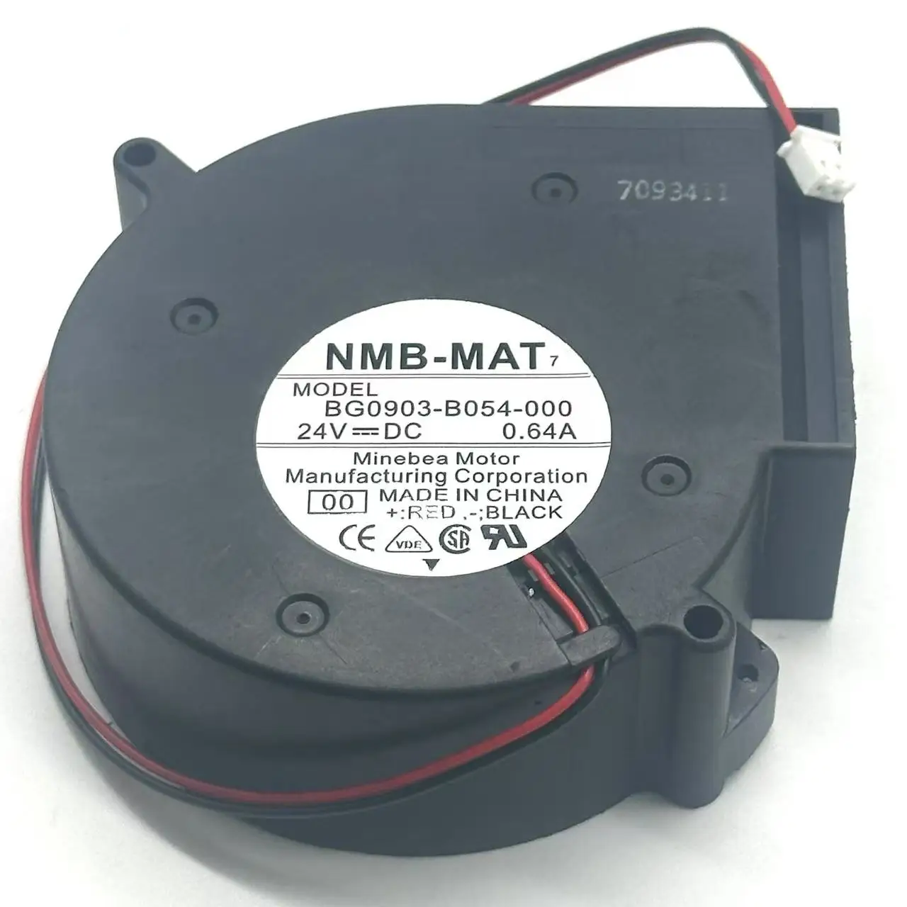 

NMB BG0903-B054-000 DC 24V 0.64A 97x97x33mm 3-проводной Вентилятор охлаждения сервера