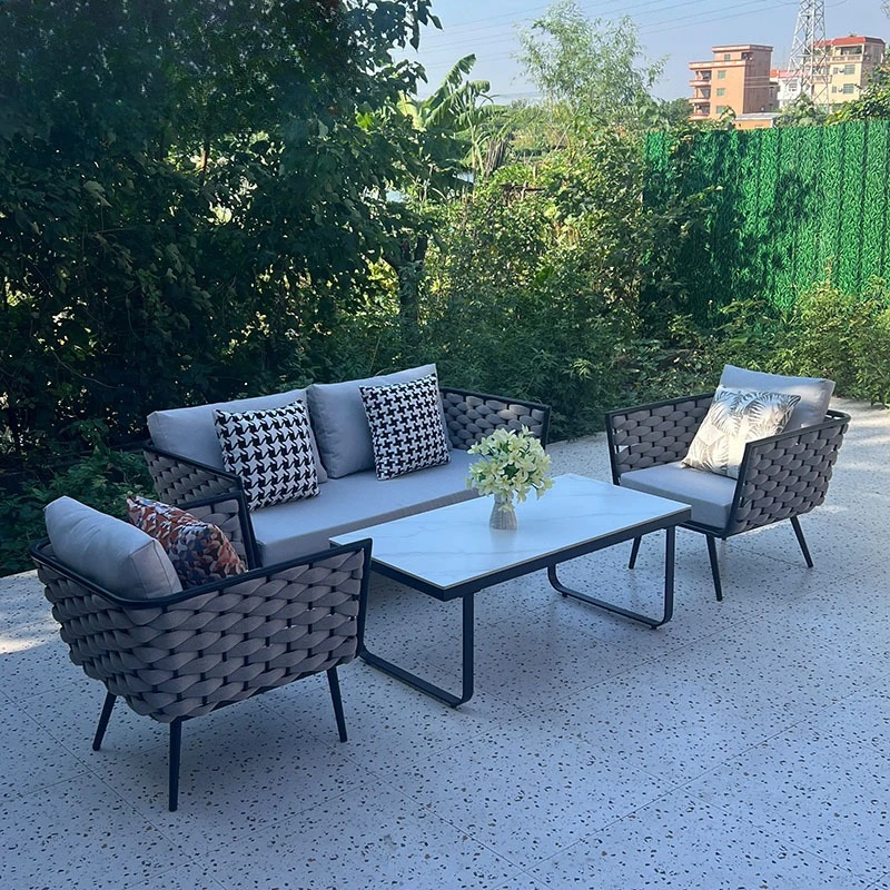 

Уличный скандинавский диван, двор, стол из ротанга и стул, журнальный столик, комбинированный диван, кресло, вилла, дизайнерская мебель для отеля, террасы