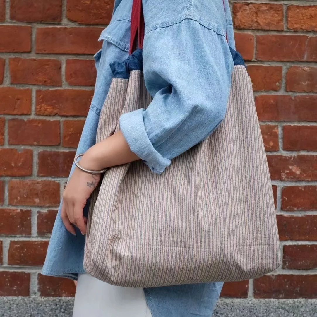 New Tote Stripe Versatile Retro Commuter One Shoulder Crossbody Bag with Large Capacity Canvas Bag