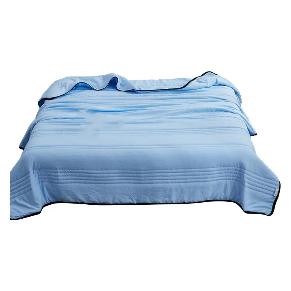 Bedding Accessories Ultralight Summer Cooler Quilt Skin-friendly Wear-resistant Comforter with Double-sided Effect Machine