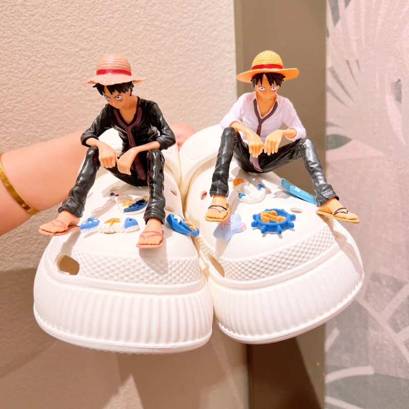 MINISO Cartoon Anime 3D accessori per la decorazione di scarpe rimovibili adatti per sandali da spiaggia divertenti scarpe fresche charms regali per feste