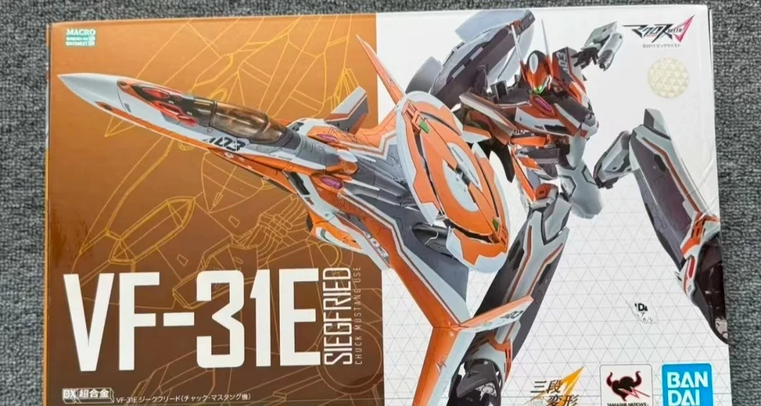 

【Original】BANDAI DX Chogokin VF-31E Macross Delta Siegfried (Chuck Mustang Use) Mecha-Complete Action Figure Model Toy