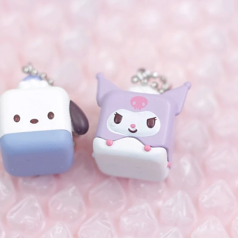 Ciondolo bambola Sanriose Kuromi Pom Pom Purin Pochacco Accessorio per zaino Q Verison con faccia quadrata carina