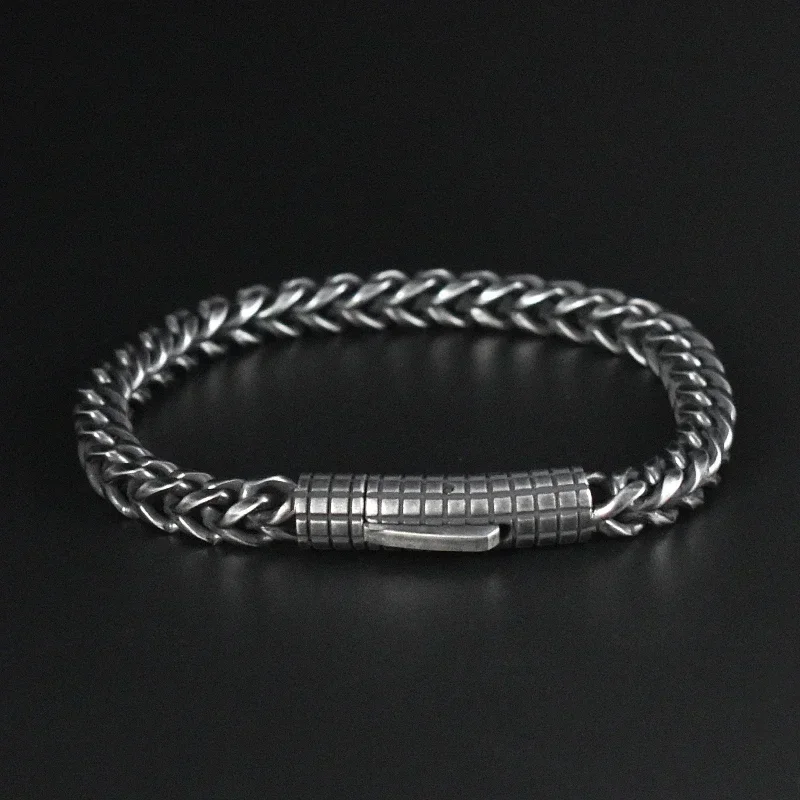 Men\'s Vintage Stainless Steel Antique Hand Chain Punk Biker Chain Bracelets Rock Personality Jewelry Magnetic Clasp
