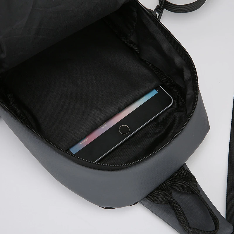 Usb حقيبة كروسبودي الرجال الترفيه في الهواء الطلق المشي لمسافات طويلة دراجة حقيبة كتف مقاوم للماء حقيبة رافعة رياضية ، حقيبة السفر ، حقيبة صدر للرجال