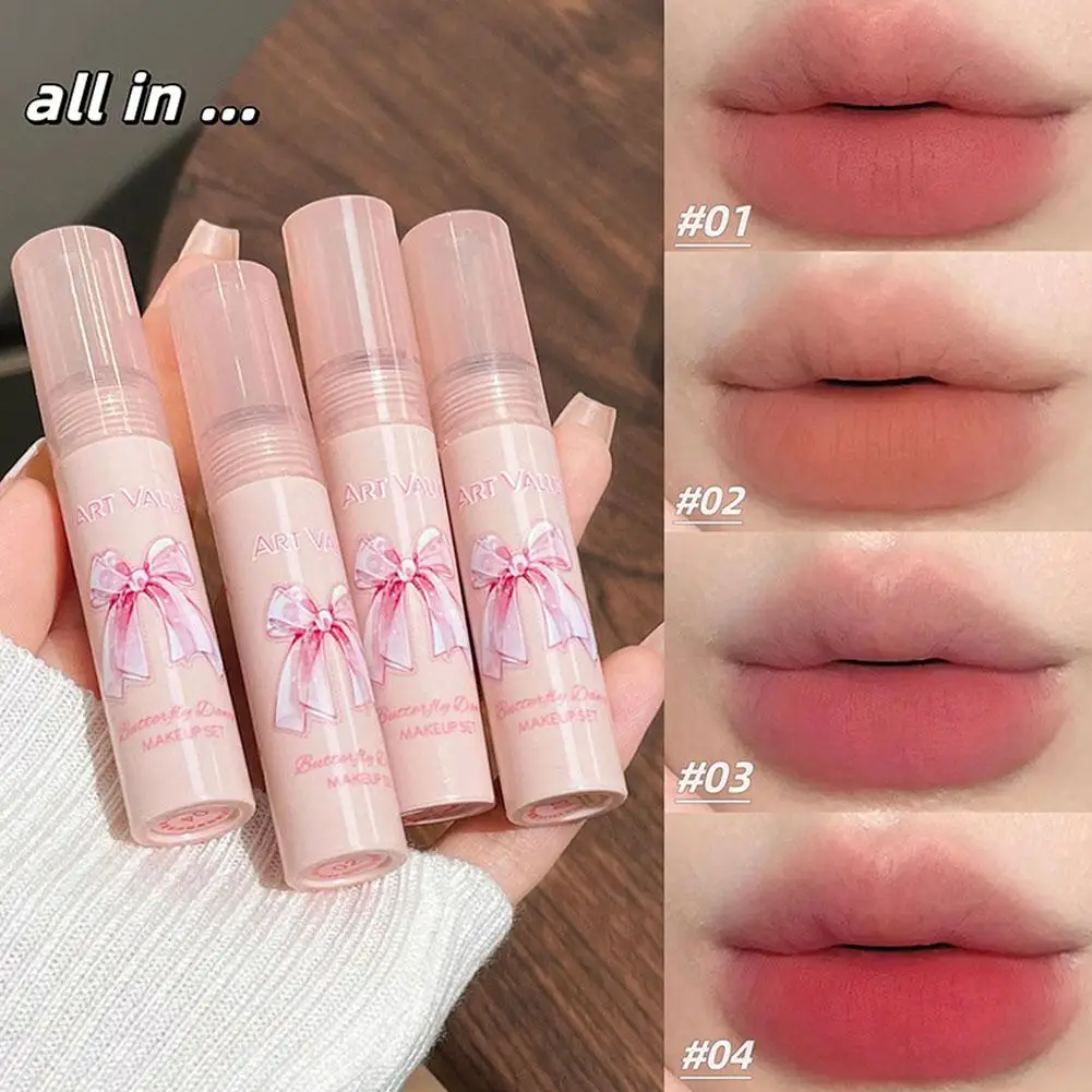 4 Lipstick+1 Powder Blusher Cosmetics Gift Box Set Smooth Texture, Color Rendering Valentine's Day Birthday Lipstick Gift Box