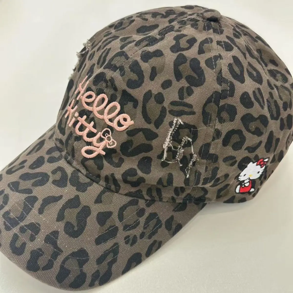 Czapka z daszkiem SANRIO Moda Casual Anime Cosplay Oficjalny Merch
