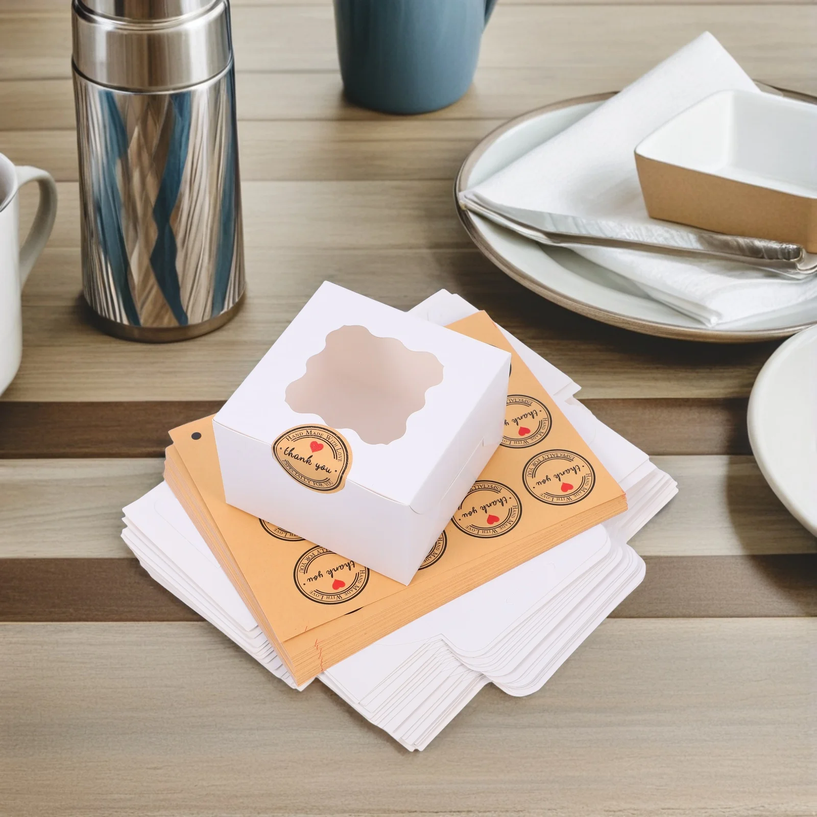 20 szt. białych pudełek piekarniczych 10,2x10,2x6,4 cm z przezroczystym okienkiem do pakowania makaroników i ciast, wytrzymałe papierowe pudełka na desery, pudełka na wynos.
