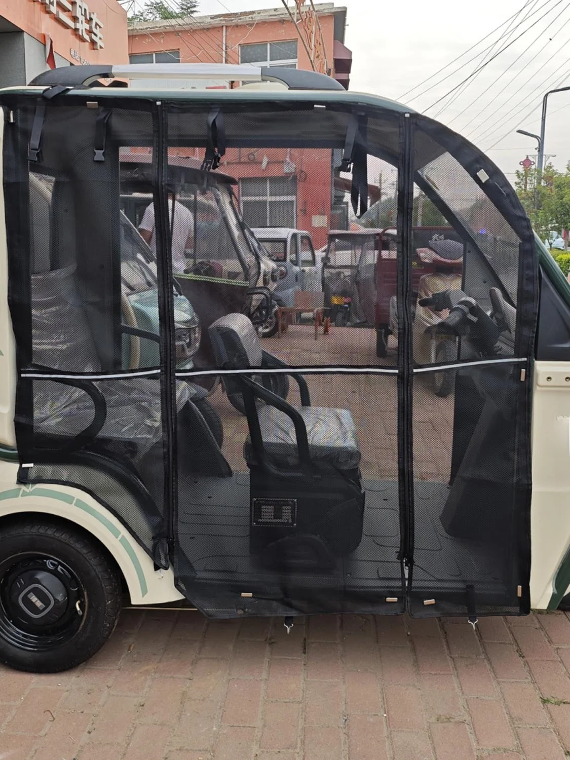 

Universal Tricycle One-Piece Rain Curtain Windproof And Waterproof Outdoor Cam Travel Supplies Sunade Tent