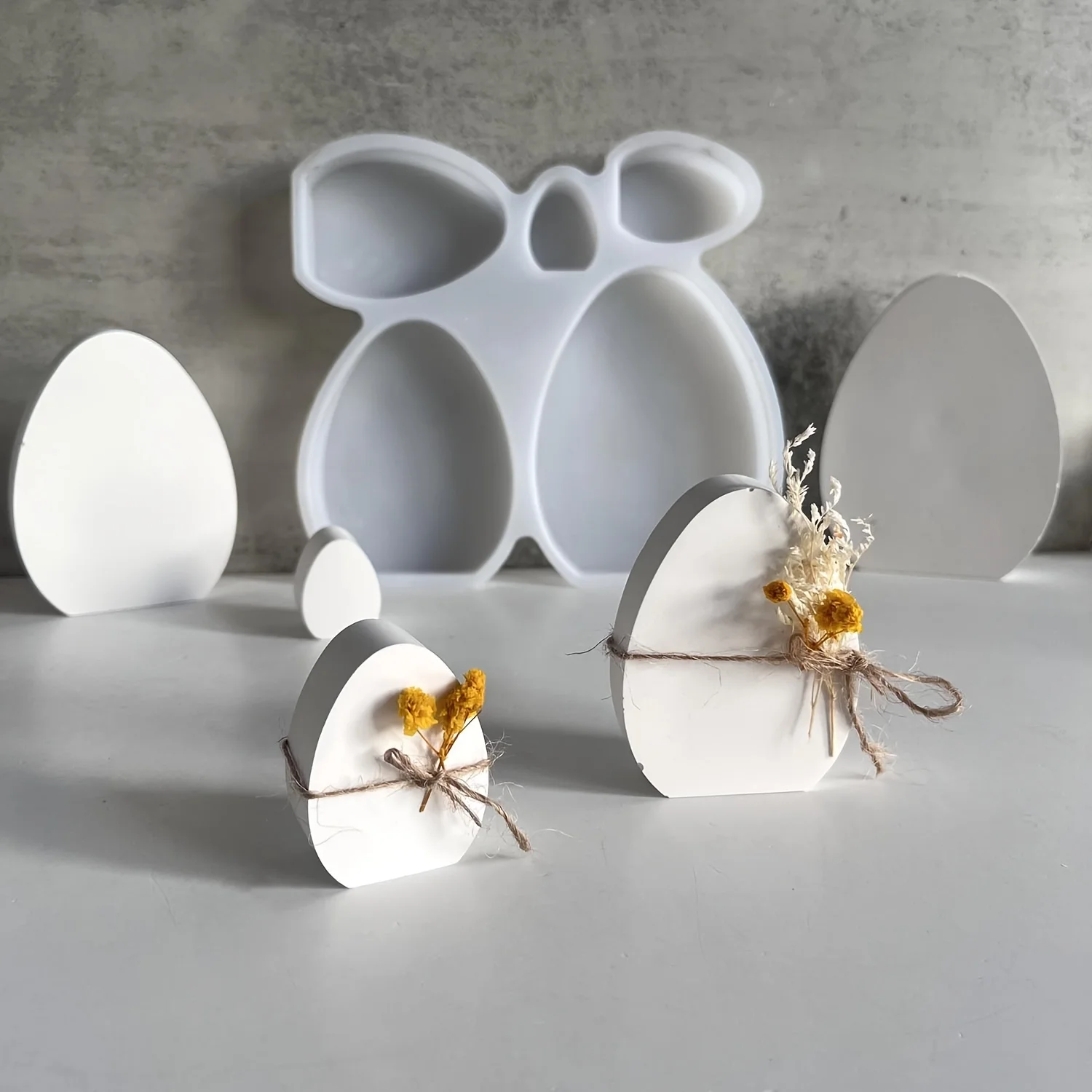 

Easter Various Sizes Blank Egg Plaster Ornament Silicone Mold DIY Easter Egg Aromatherapy Car Candle Decorative Resin Mold Craft