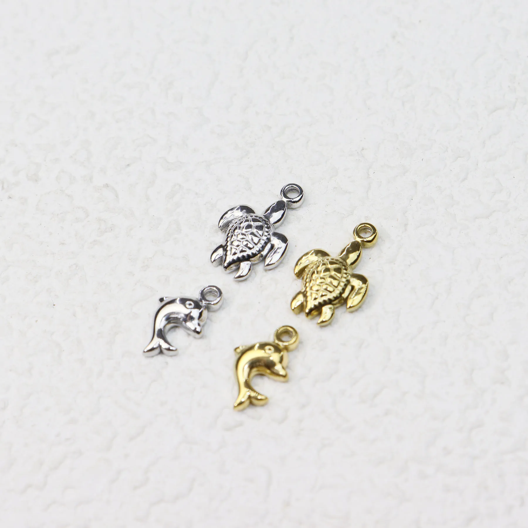 5pcs Stainless Steel Mini Tortoise Dolphin Sea Motif Jewelry Charms Pendant DIY Handcraft  Vacuum Plate Waterproof Antiallergic