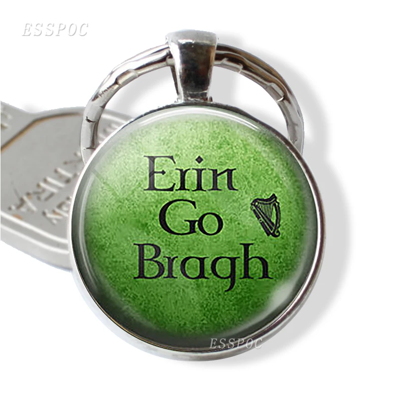 Erin Go Bragh Key Chain Glass Cabochon Literary St. Patrick\'s Day Vintage Irish Jewelry Car Key Ring