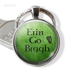 Erin go braghキーチェーンガラスカボションジオンジスター。パワードリックの日ヴィンテージアイリッシュジュエリーキーリング