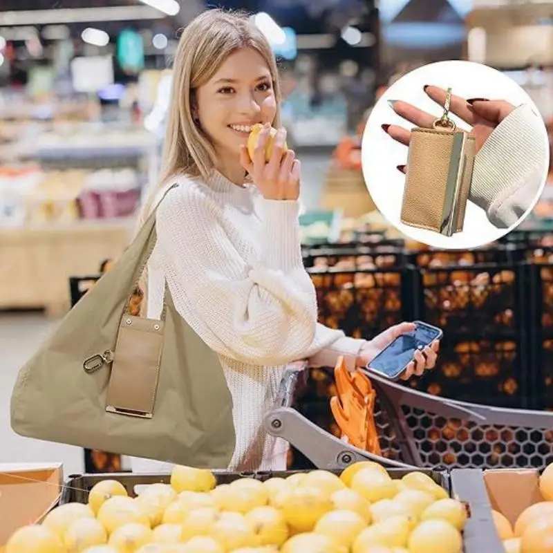 Reusable Mini Keychain Tote Bag Large Capacity Eco-Friendly Foldable Shopping Bag Key Ring Lightweight Expandable Reusable Bag