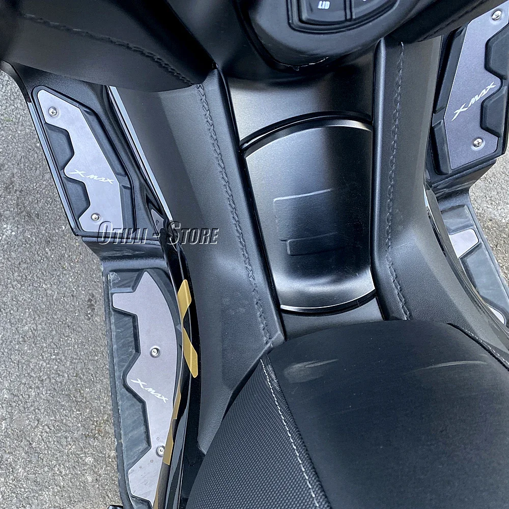 

New Motorcycle Footrest Foot Pads Pedal Plate Pedals For Yamaha X-MAX 125 250 300 400 XMAX125 XMAX250 XMAX300 XMAX400 2017-2024