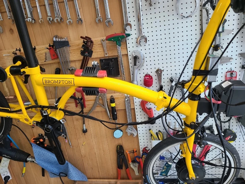 

Ultralight AKM 74mm 36V 250W Front Hub Motor with 16inch 349 Rim 9Pin for Brompton Folding Ebike DIY Conversion