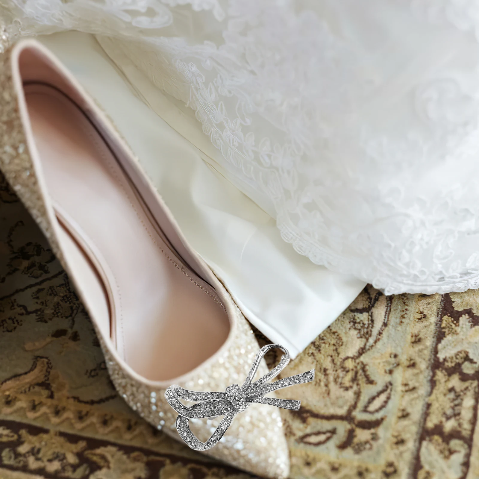 

2 Pcs Detachable Shoe Buckle Elegant Bohemia Shoes Decoration Bridal Wedding Charms